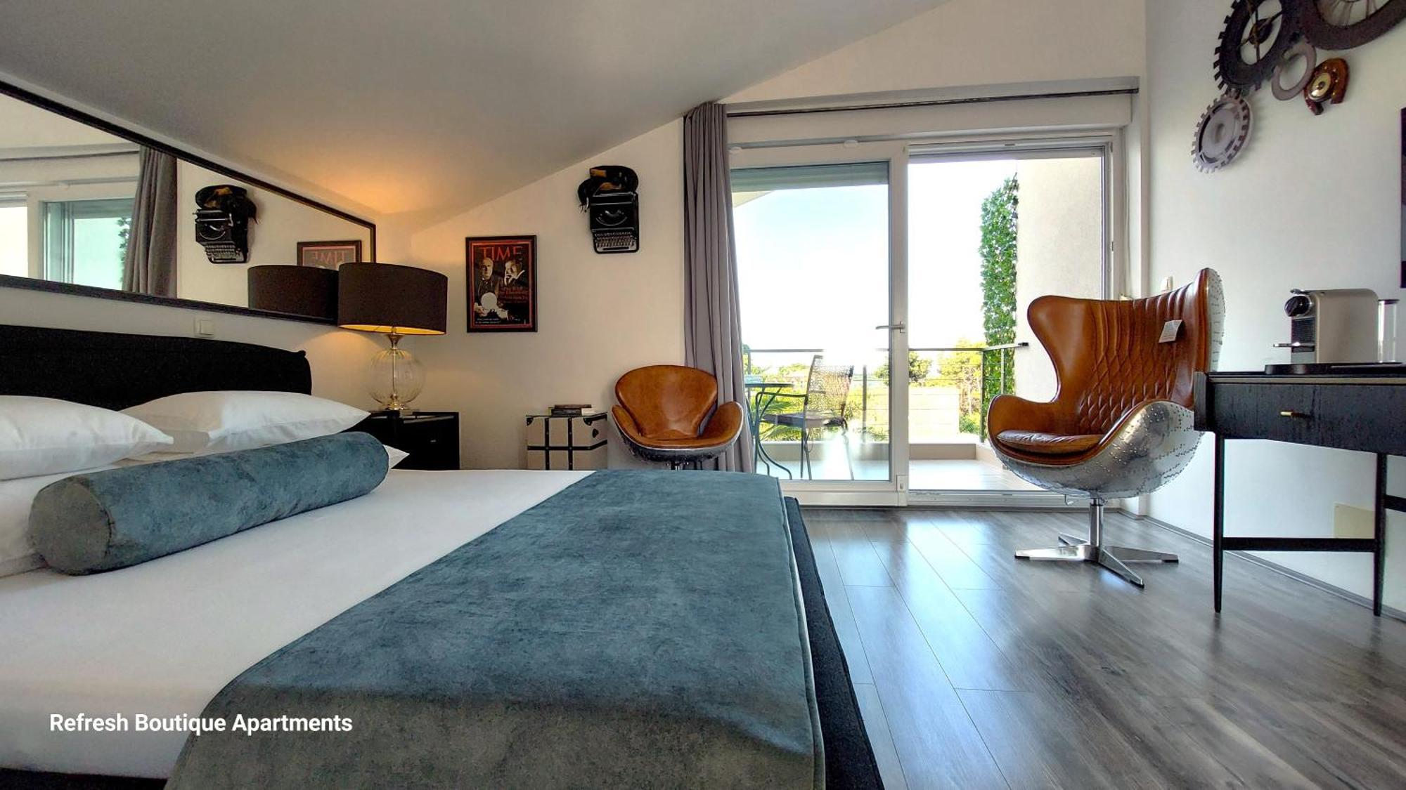 Refresh Boutique Suites - Central Point โวดีเซ ภายนอก รูปภาพ