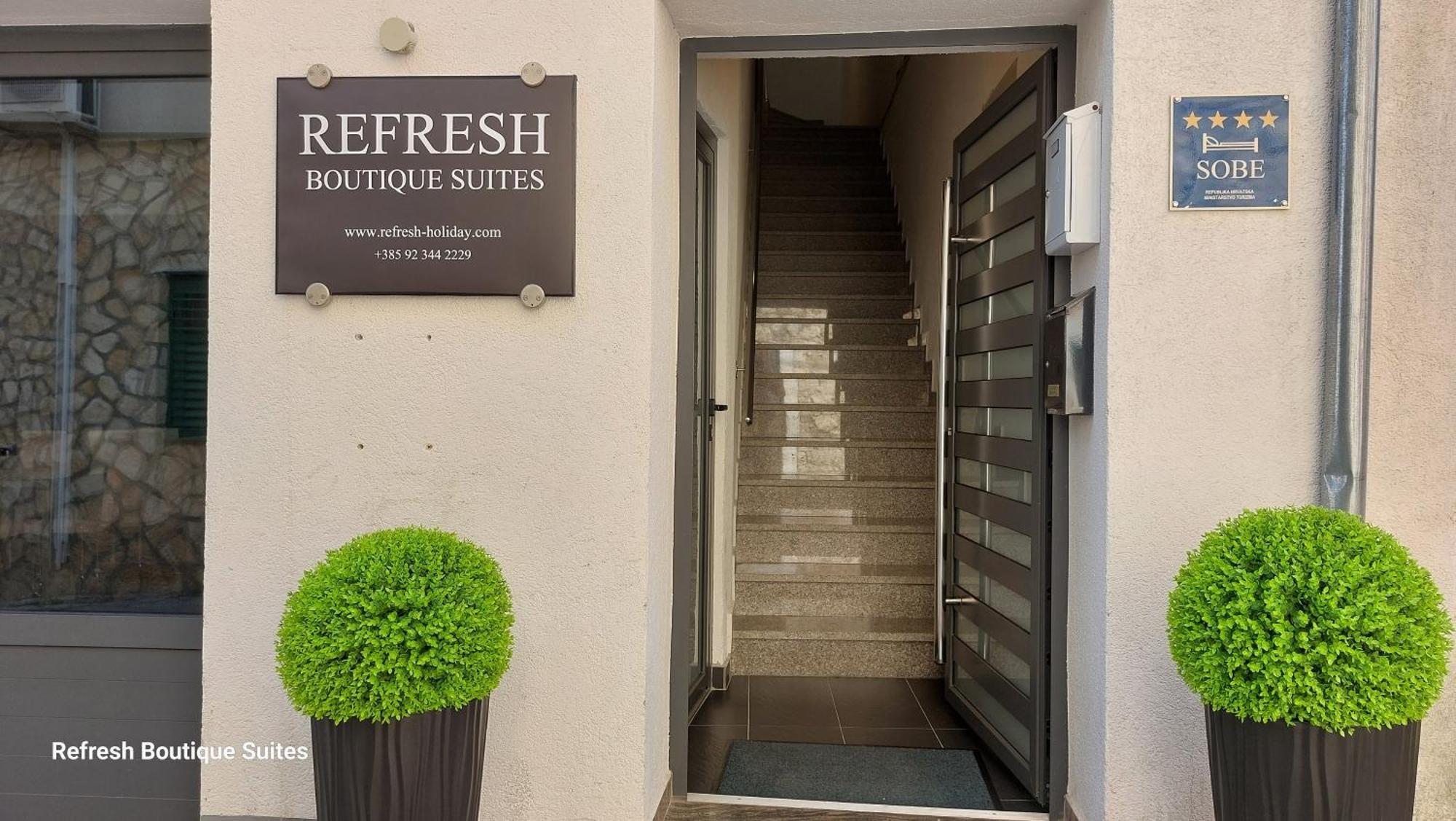 Refresh Boutique Suites - Central Point โวดีเซ ภายนอก รูปภาพ